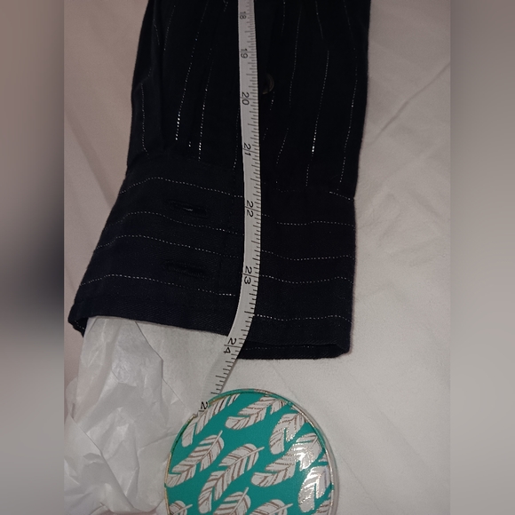 COMO NO? Woman's Button Down Navy with Embroidery - Picture 7 of 7